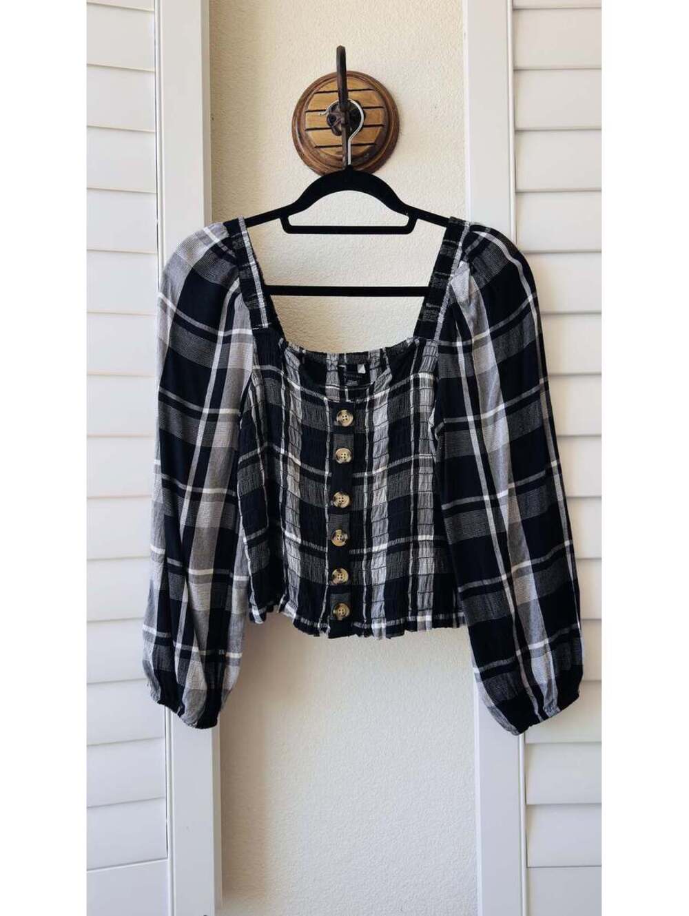 American Eagle Plaid Smocked Long Sleeve Top Size M